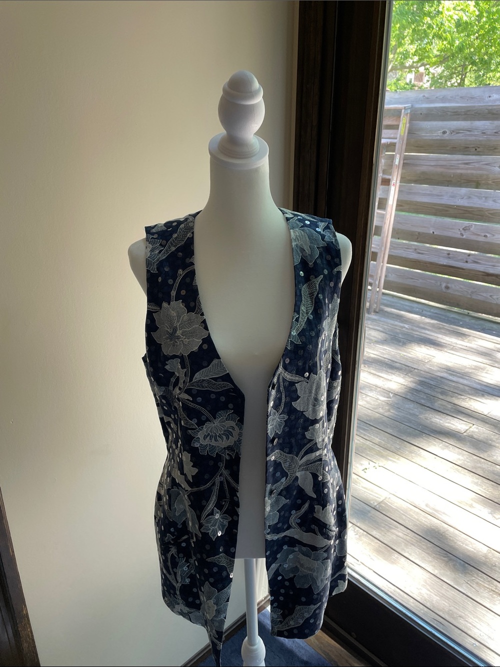 Finity Navy and Light Blue Floral Sleeveless Vest